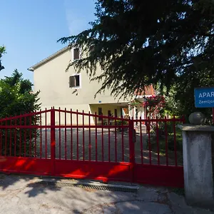 Apartman Milica, Umag